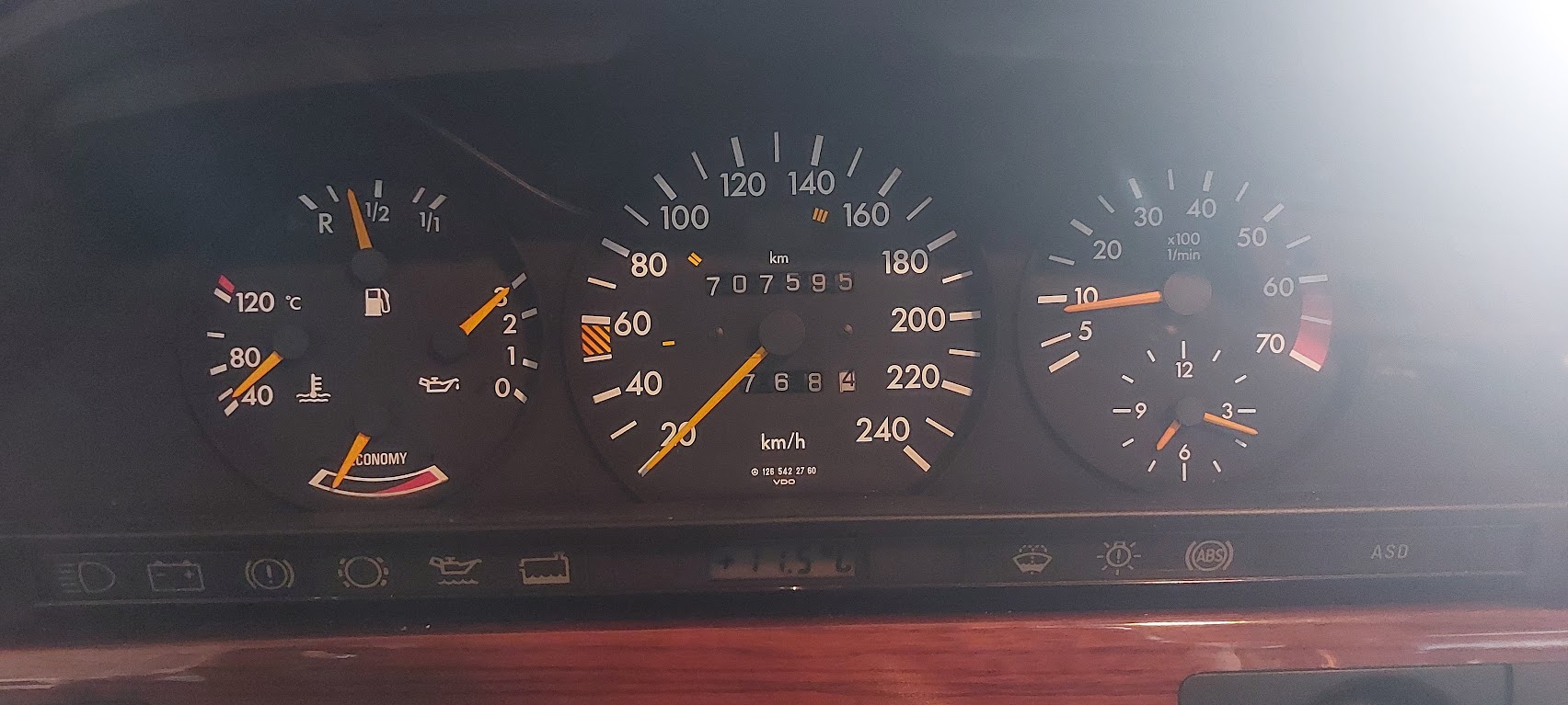 W126.jpg