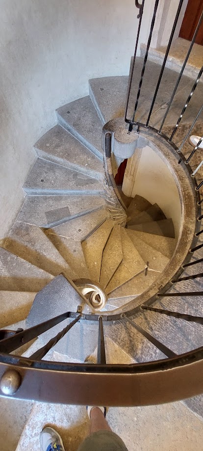 Doppelwendeltreppe.jpg